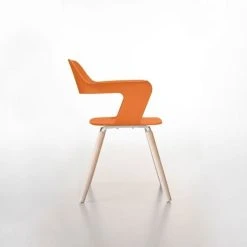 Radius Design Muse Tuoli Oranssi/puu 7 Radius Design Muse Tuoli Oranssi/puu -Veke Myymälä 121a w muse side