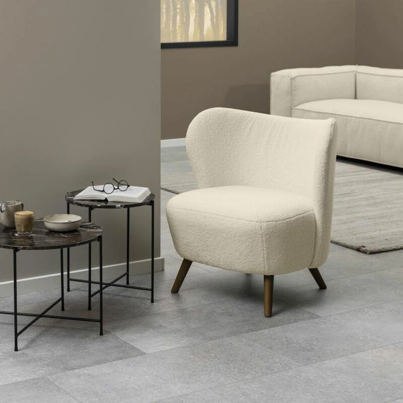 Ei Brändiä Crosby Nojatuoli Kerma 8 Orson, Ruskeat Jalat 3 Ei Brändiä Crosby Nojatuoli Kerma 8 Orson, Ruskeat Jalat