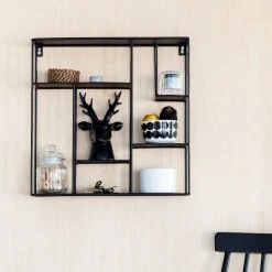 Day Seinähylly 40x40 Cm Musta -Veke Myymälä Day seinahylly 40x40 musta miljoossa vaneri seinalla