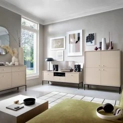 Eureka Fine Kaappi 4-ovella Beige 12 Eureka Fine Kaappi 4-ovella Beige -Veke Myymälä Fine tuotesarja miljoo