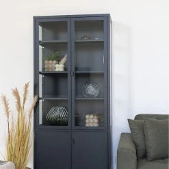 House Nordic Brisbane Korkea Vitriini 80x35x180 Cm Mattamusta -Veke Myymälä House nordic brisbane korkea vitriini 4ovella musta miljoo