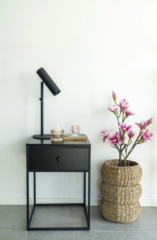 House Nordic Vita Yöpöytä 1-laatikolla Musta 4 House Nordic Vita Yöpöytä 1-laatikolla Musta - Image 2