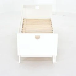 Kiteen Notte Vuodesohva Käsinojilla 190x75/140, Valkoinen