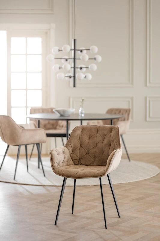 Rowico Gilroy Tuoli Samettiverhoilu Beige/musta 4 Rowico Gilroy Tuoli Samettiverhoilu Beige/musta - Image 2