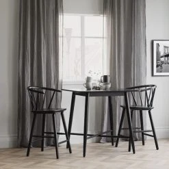 Rowico Lotta Baaripöytä 90x90 Cm Musta Saarniviilu -Veke Myymälä Rowico Lotta baaripoyta 90x90 cm musta 4