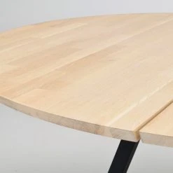 Rowico Carradale Pyöreä Ruokapöytä Ø 150 Cm Valkopesty/musta A-jaloilla 8 Rowico Carradale Pyöreä Ruokapöytä Ø 150 Cm Valkopesty/musta A-jaloilla -Veke Myymälä Rowico carradale pyorea ruokapoyta O 150cm valkopesty musta A jalalla 2