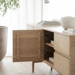 Rowico Moresby Senkki 160x40x75 Cm Valkopesty Tammi -Veke Myymälä Rowico moresby senkki 160x40x75 valkopesty tammi miljoo3