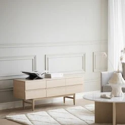 Rowico Moresby Tv-taso 135x40x55 Cm Valkopesty Tammi -Veke Myymälä Rowico moresby tv taso 135x40x55 valkopesty tammi 2