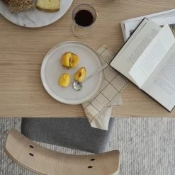 Rowico Westville Ruokapöytä 240x95 Cm Valkopesty Tammi -Veke Myymälä Rowico westville ruokapoyta 240x95 valkopesty tammi miljoo2