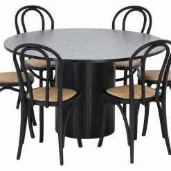 Veke Korpi-Wienberg Pyöreä 6-hengen Ruokailuryhmä Musta/luonnonväri 8 Veke Korpi-Wienberg Pyöreä 6-hengen Ruokailuryhmä Musta/luonnonväri -Veke Myymälä Veke Korpi Wienberg pyorea 6 hengen ruokailuryhma musta luonnonvari