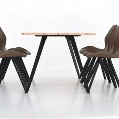 Veke Saarni-Punnus 6-hengen Ruokailuryhmä Saarni/musta/konjakki -Veke Myymälä Veke Saarni Punnus 6 hengen ruokailuryhma saarni musta konjakki 4 0