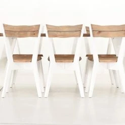 Veke Triangel-Lana 6-hengen Ruokailuryhmä, Antiikkipetsattu/valkoinen -Veke Myymälä Veke Triangel Lana ruokailuryhma 6 hengen antiikkipetsattu valkoinen 0 0