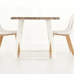 Veke Triangel-Syli 4-hengen Ruokailuryhmä Valkoinen/antiikkipetsattu -Veke Myymälä Veke Triangel Syli 4 hengen ruokailuryhma valkoinen antiikkipetsattu 4 0