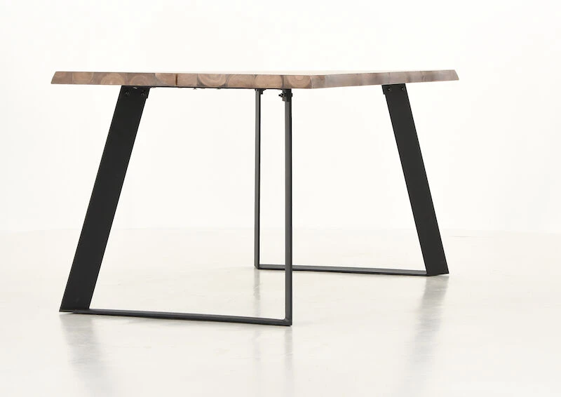 Veke Triangel Lankkupöytä 150x88 Cm Antiikkipetsattu/musta 4 Veke Triangel Lankkupöytä 150x88 Cm Antiikkipetsattu/musta - Image 2