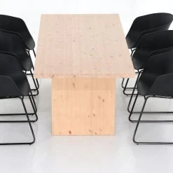 Veke Tyvi-Seattle 6-hengen Ruokailuryhmä Hiekka/musta -Veke Myymälä Veke Tyvi Seattle 6 hengen ruokailuryhma hiekka musta 4 2