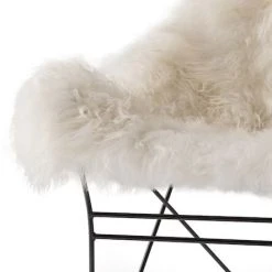 Cuero Design Valhalla Nojatuoli Valkoinen Lampaantalja Pitkä Karva/musta -Veke Myymälä cuero design valhalla wild nojatuoli valkoinen pitka karva 4