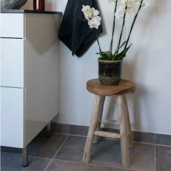 House Nordic Badia Tiikkijakkara -Veke Myymälä house nordic badia tiikkijakkara 1.1