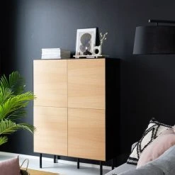 Veke Koto Kaappi 4-ovella Musta/tammi 11 Veke Koto Kaappi 4-ovella Musta/tammi -Veke Myymälä koto kaappi 4 ovella web 5