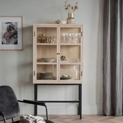 Rowico Marshalle Kaappi 2 Ovinen Valkoinen -Veke Myymälä marshalle kaappi valkoinen4