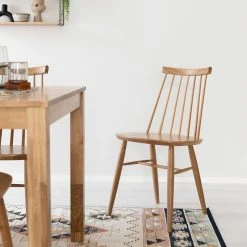 Veke Kaarna-Scandic 4-hengen Ruokailuryhmä Lakattu Tammi -Veke Myymälä scandic kaarna 4 hengen ruokailuryhma web 2