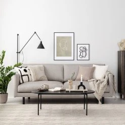 Rowico Skye Ovaali Sohvapöytä 120x60 Musta/musta -Veke Myymälä toive 3 istuttava sohva kangasverhoiltu hiekka web 22