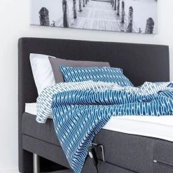 Unia 100 Moottorisänkypaketti 160x200 Cm, 5cm Prof Vm, Metallijalat 12 Unia 100 Moottorisänkypaketti 160x200 Cm, 5cm Prof Vm, Metallijalat -Veke Myymälä unia 100 moottorisankypaketti 160x200 viistosta