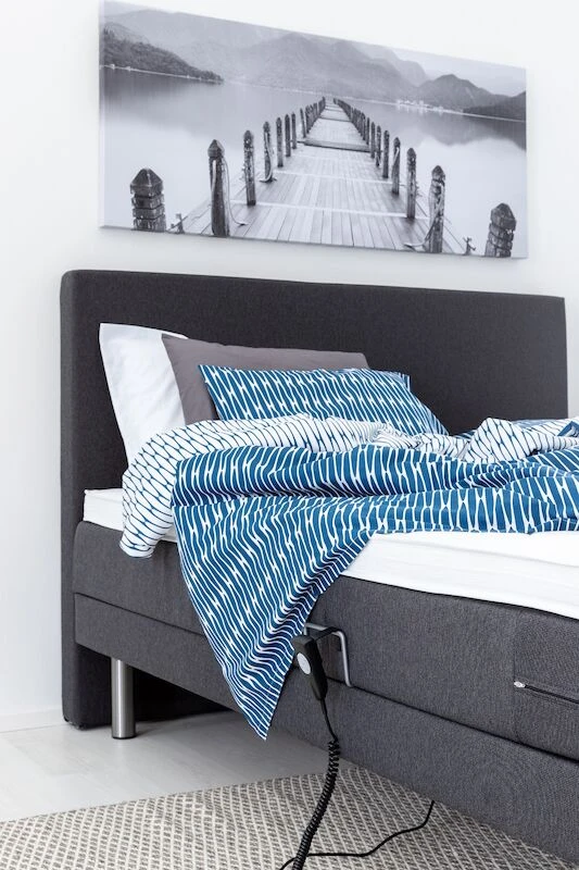 Unia 100 Moottorisänkypaketti 160x200 Cm, 5cm Prof Vm, Metallijalat 7 Unia 100 Moottorisänkypaketti 160x200 Cm, 5cm Prof Vm, Metallijalat - Image 5