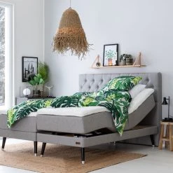 Unia Muoto Moottorisänkypaketti 180x200 Cm M/L Vaaleanharmaa, Unia 600 Pp, Jalat -Veke Myymälä unia 600 moottorisankypaketti 180cm vaaleanharmaa 2 web 7